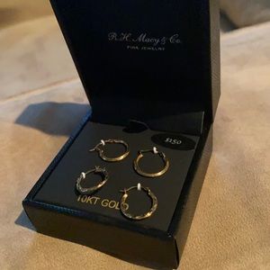 NWT 10k gold duo set small hoop earrings.
